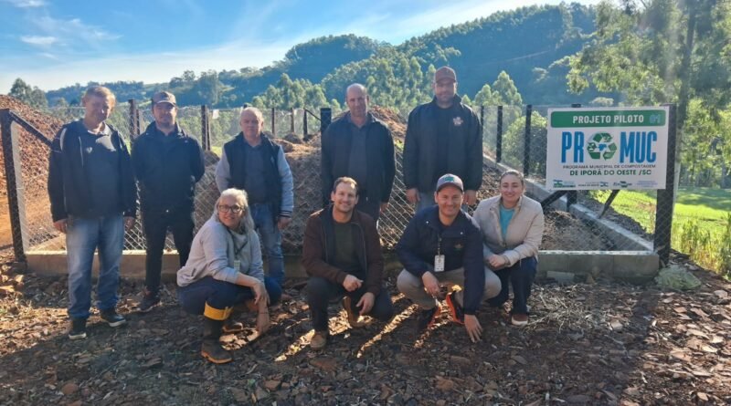 Descanso realiza visita técnica para conhecer projeto piloto de compostagem