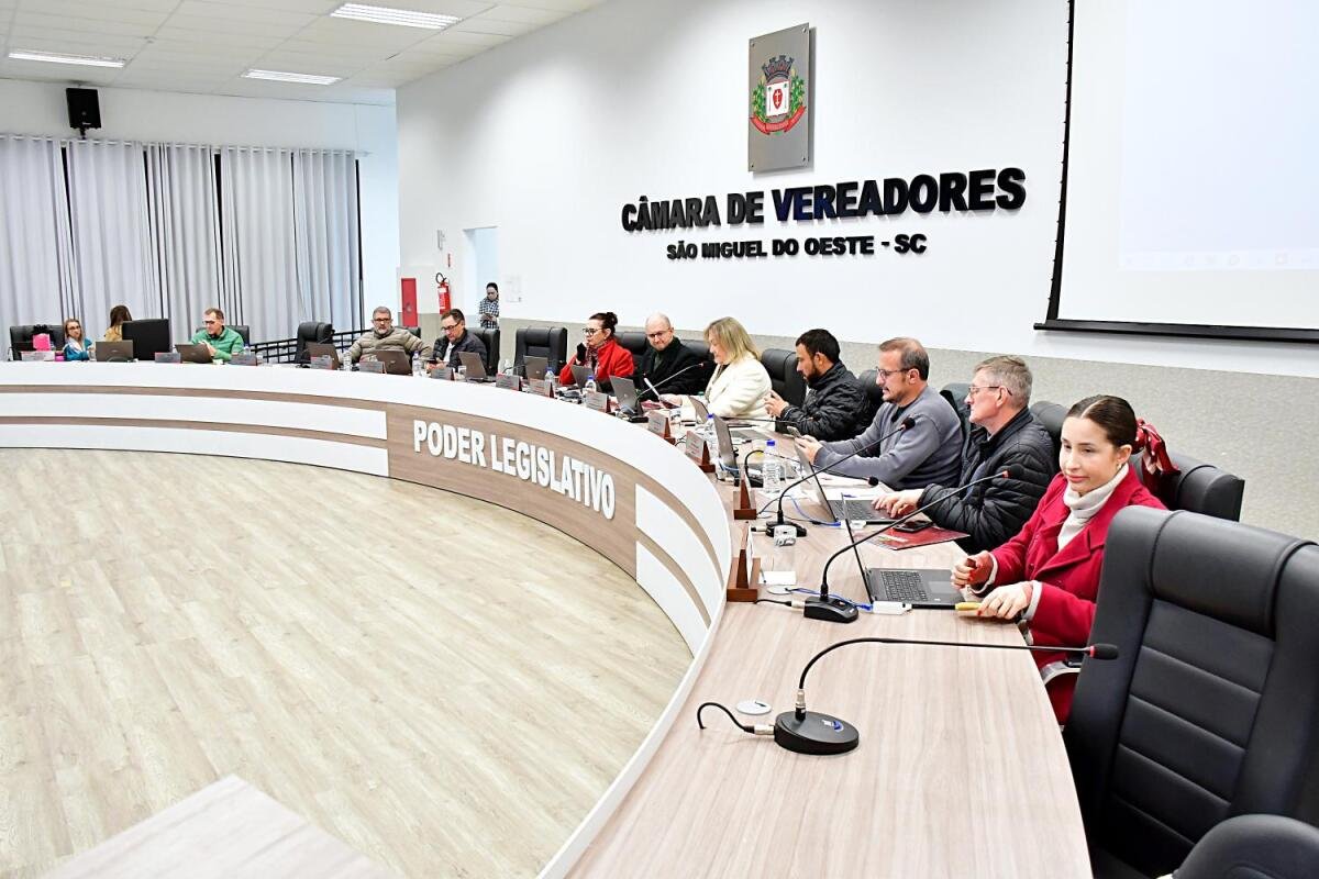 Câmara aprova projeto que altera pagamento do vale-alimentação em SMO