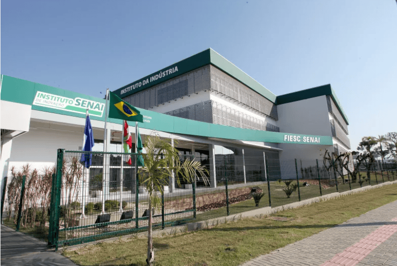 Institutos SENAI de Santa Catarina atingem R$ 1,02 bilhão em carteira de projetos com a indústria