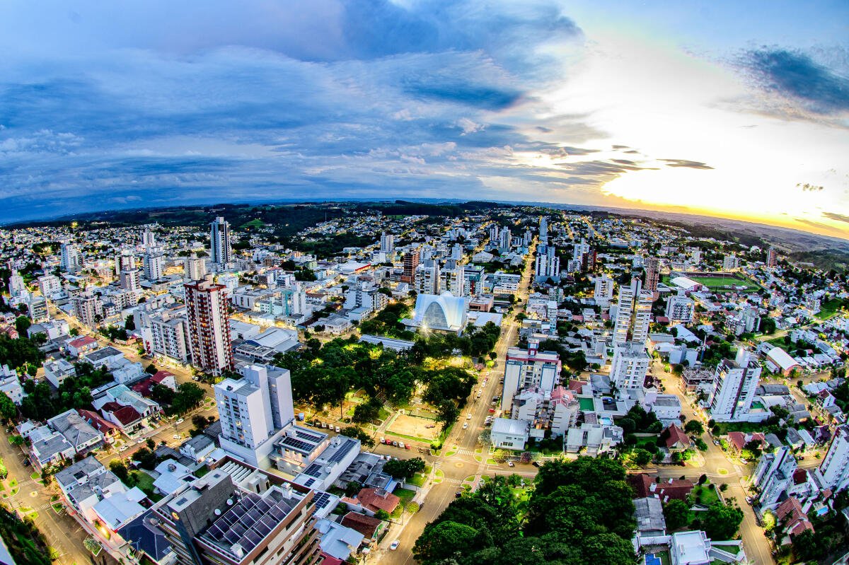 Pré-candidatos da chapa de esquerda promovem evento em SMO