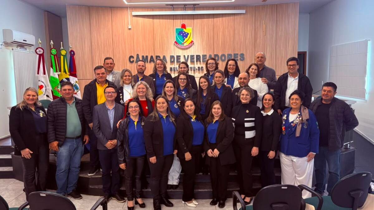 Lions Clube de Belmonte empossa nova diretoria e novos associados