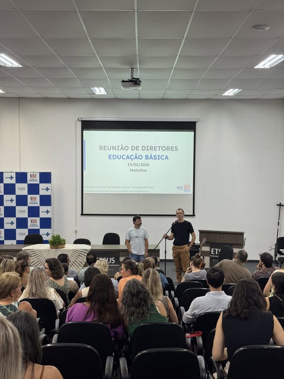 Blumenau abre seleção para diretores escolares com participação da comunidade