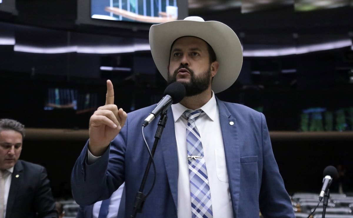 Deputado Zé Trovão oficializa destinação de R$ 38 milhões para hospitais do Norte de SC - Santa Catarina em Pauta