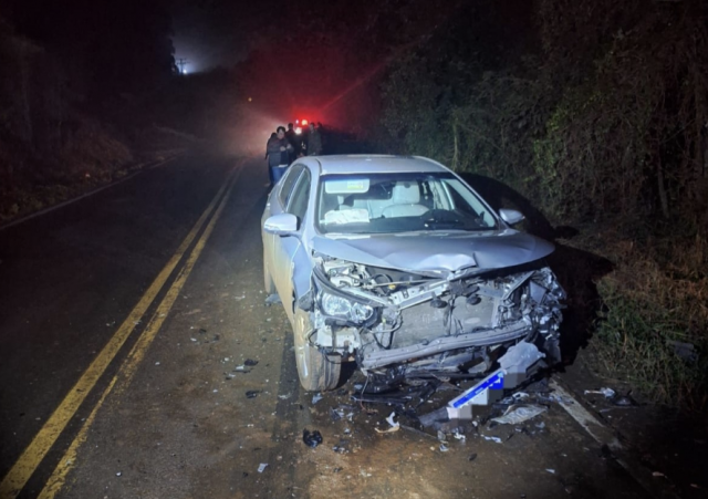 Motorista embriagado é detido após colisão frontal na SC-156 e jovem fica gravemente ferida