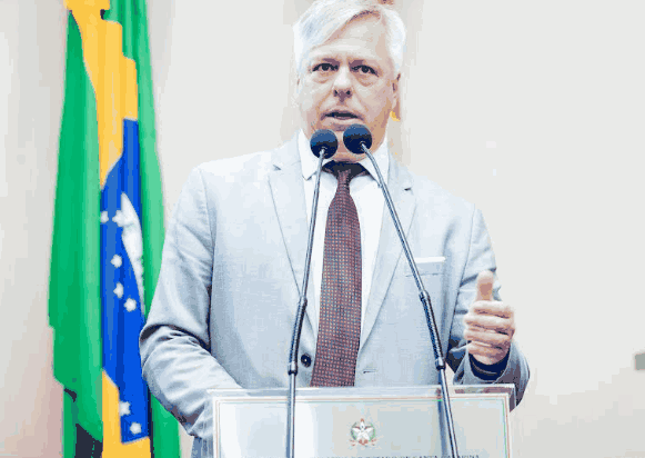 Santa Catarina fica abaixo da média nacional em alfabetização e acende alerta na educação básica