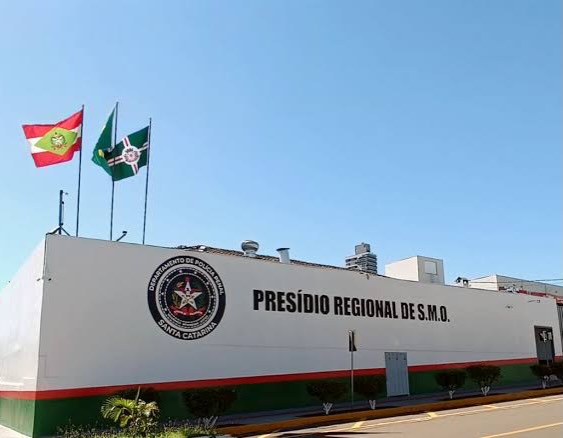 Detento foge do Presídio Regional de SMOeste após tentativa de fuga em grupo