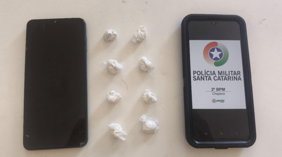 Suspeito tenta fugir da PM, mas é preso com cocaína durante ação contra o tráfico em Chapecó