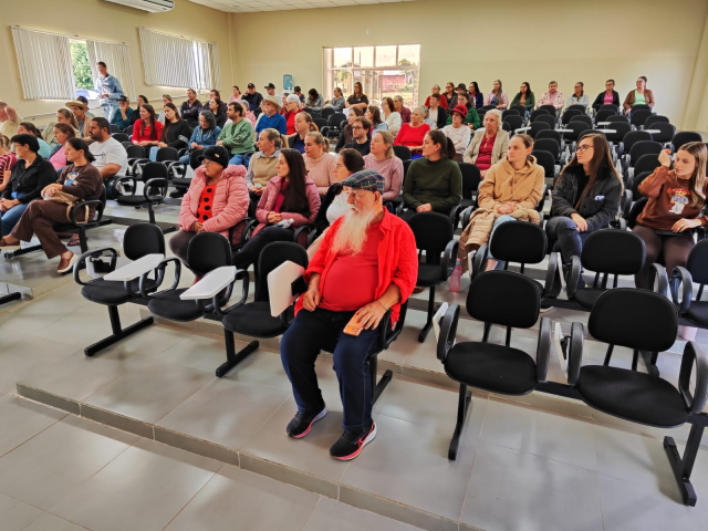 Curso sobre ervas medicinais reúne cerca de 70 pessoas em Maravilha