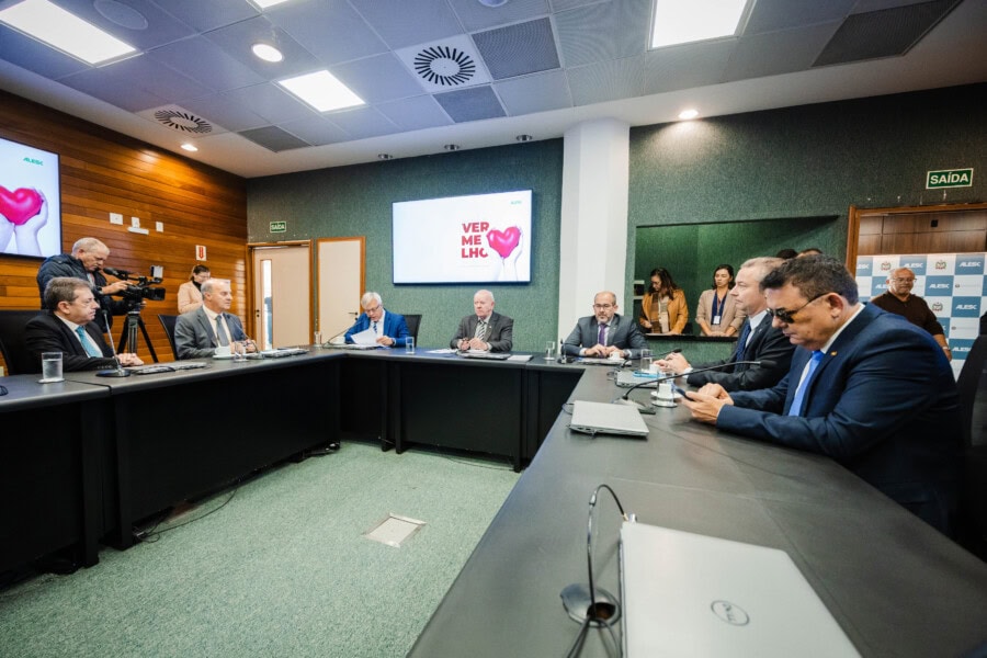 Comissão da Alesc aprova recondução de diretor da Aresc para nova análise em plenário - Santa Catarina em Pauta