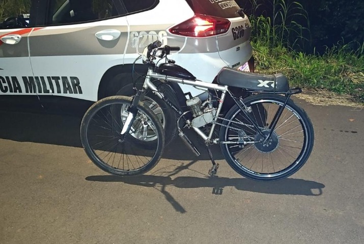 Ciclomotor artesanal conduzido por adolescente é apreendido em Iporã do Oeste