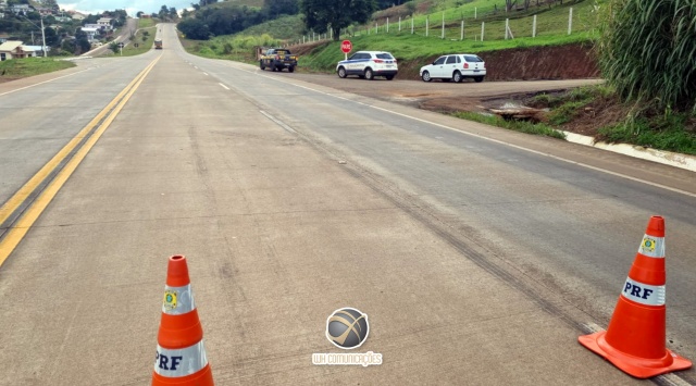 BR-163 é interditada para reconstituição de acidente que matou jovem motociclista em Guarujá do Sul