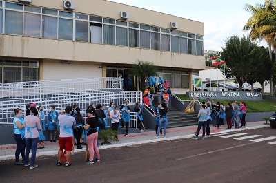 Mais de 50 servidores públicos participam de mutirão da limpeza