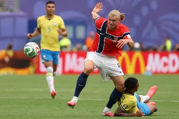 Fim do sonho: Brasil perde para a Noruega e se despede da Copa