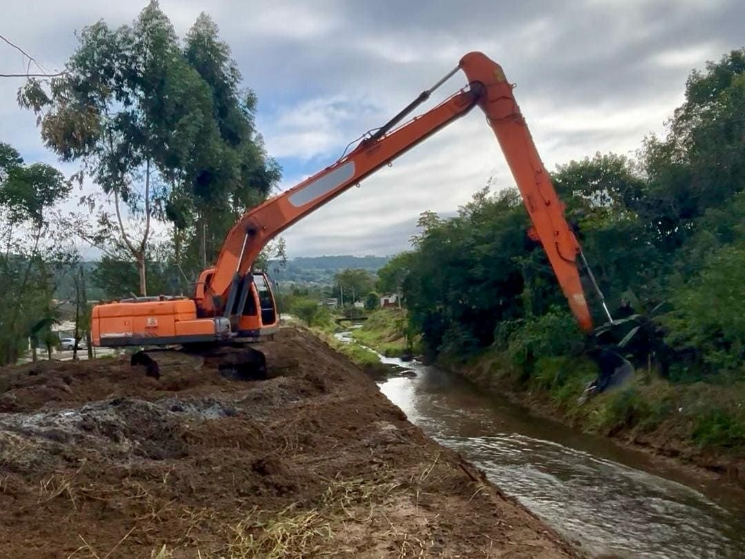 Criciúma reforça limpeza de rios e sistema de drenagem como medida preventiva para o El Niño