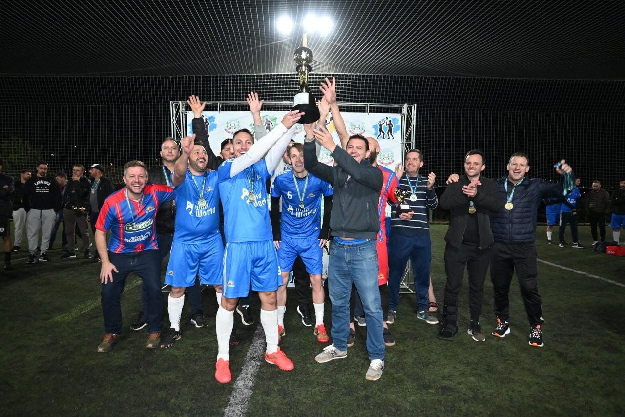 Finais do 6º Campeonato Municipal de Futebol Society definem os campeões da temporada