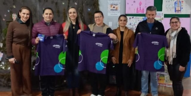 Professores da Rede Municipal de Guaraciaba são reconhecidos pelo uso da Plataforma Aprende Brasil
