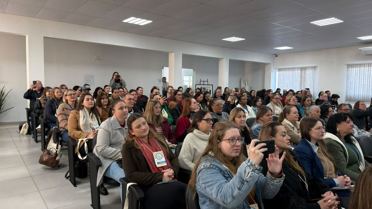 Maravilha sedia importante evento que visa a valorização dos Serviços de Acolhimento Familiar