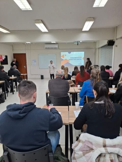 Maravilha investe na qualificação do turismo com participação de 12 profissionais em curso do Senac