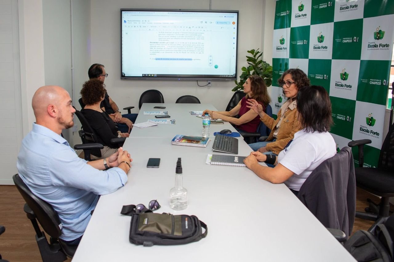 Chapecó inicia elaboração do novo Plano Municipal de Educação para o período de 2026 a 2036