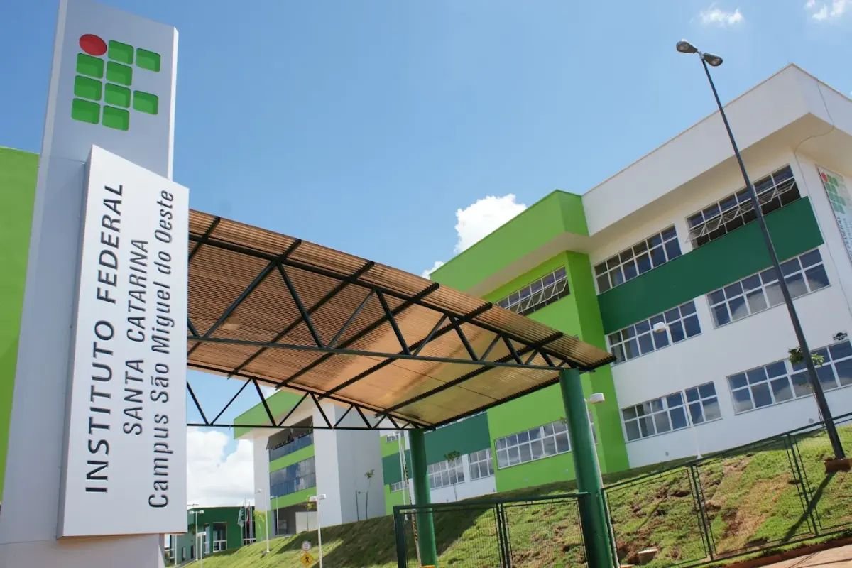 IFSC abre concurso com três vagas para o campus de São Miguel do Oeste