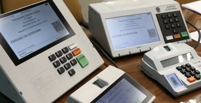 Brasil nega vistos a integrantes do governo dos EUA após questionamentos sobre urnas eletrônicas