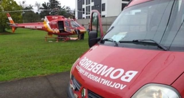 Menino tem barriga perfurada por barra de ferro e por pouco acidente não termina em tragédia em SC