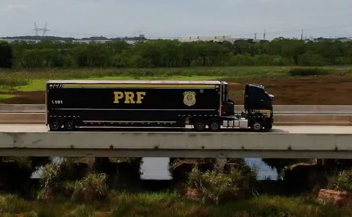 PRF realiza mutirão de saúde e assistência jurídica em Rio do Sul