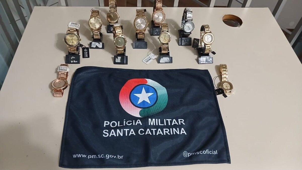 Homem é preso após furto em loja no Centro de Videira, SC