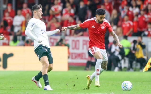 Corinthians e Internacional se enfrentam pela Copa do Brasil nesta quinta-feira