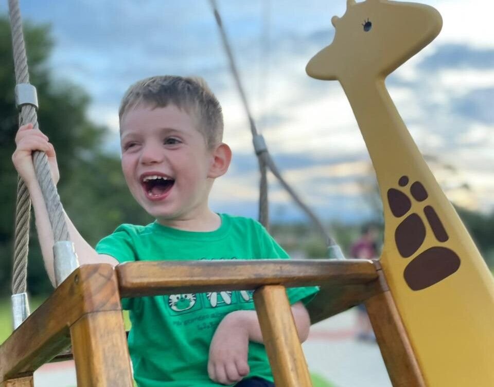 Liam Miguel, 4 anos, precisa de R$ 59 mil para cirurgia contra epilepsia