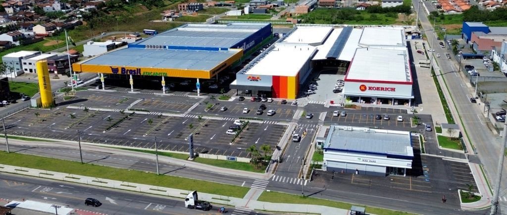 Ratinho Expande Investimentos em Santa Catarina com Parceria em Open Mall
