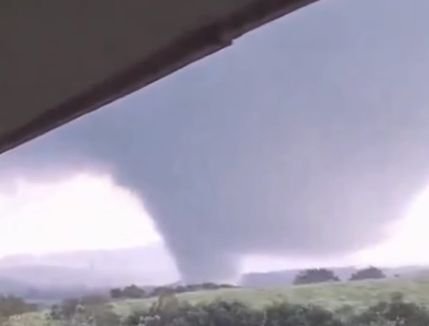 Tornado confirmado em Piraí do Sul, Paraná, e investigações em outras cidades