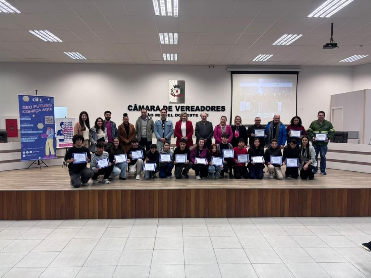 Programa de Iniciação ao Trabalho forma 20 adolescentes em São Miguel do Oeste