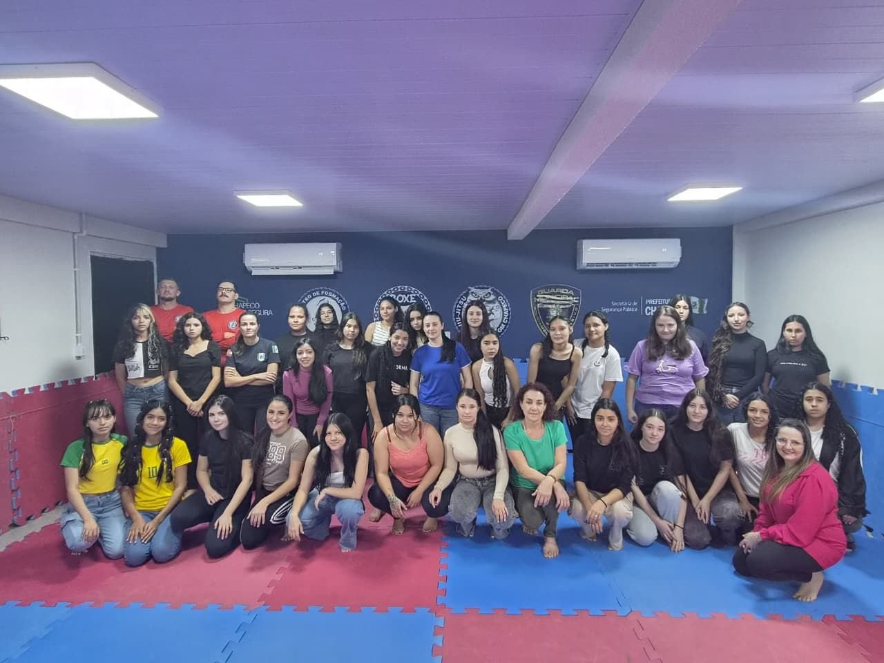 Guarda Municipal de Chapecó realiza aulão de defesa pessoal para adolescentes