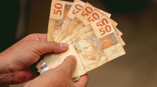 Salário mínimo pode subir para R$ 1.741 em 2027; veja o que falta para confirmação