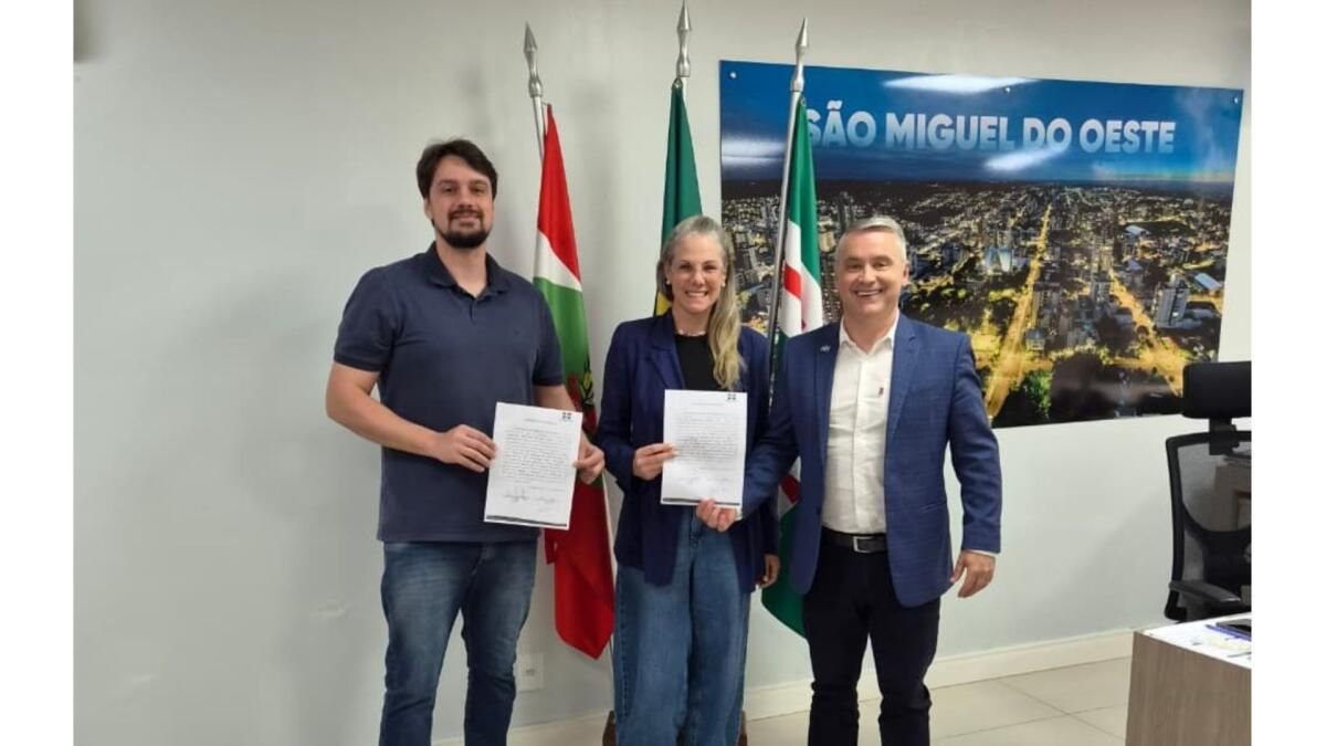 Duas escolas municipais de SMO receberão novos gradis metálicos