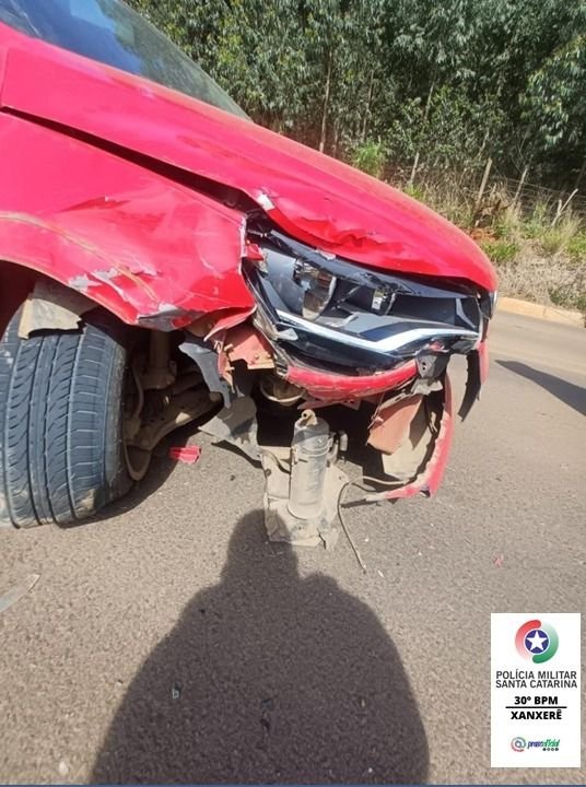 Motociclista de 18 anos fica ferida após colisão em Xanxerê, SC