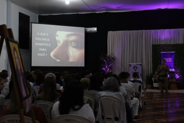 Catarinas Itinerantes promove conscientização sobre violência contra a mulher em Maravilha