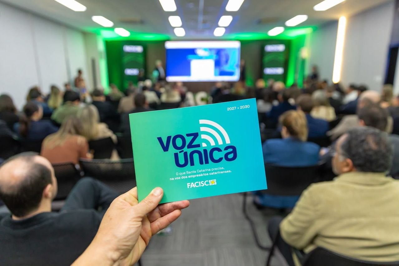 Voz Única: Apresentação do programa aos candidatos em Chapecó