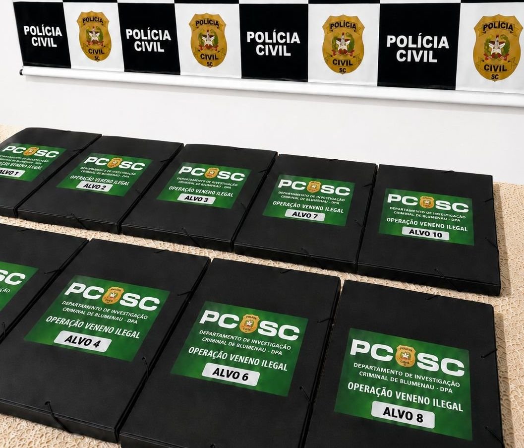 Operação Veneno Ilegal prende 10 pessoas em Blumenau