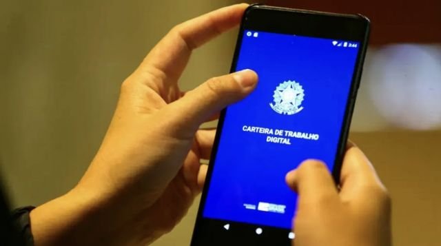 CCJ do Senado aprova PEC para redução da jornada de trabalho e fim da escala 6x1