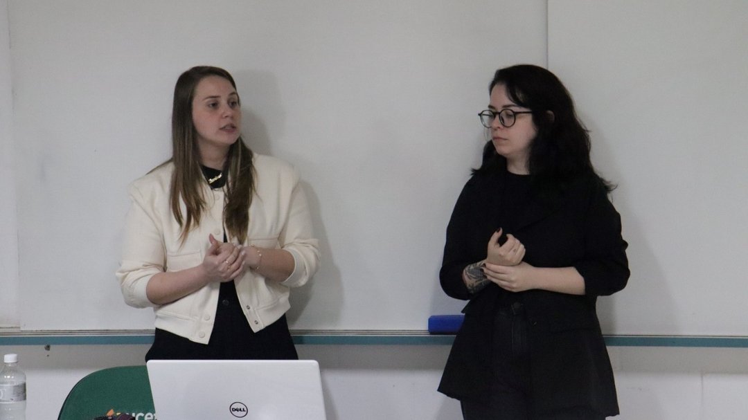 Curso de Direito da UCEFF Chapecó promove palestra sobre assinaturas digitais