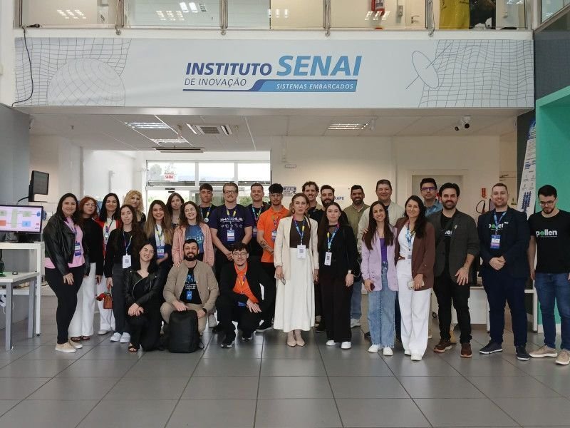 Empreendedores do Oeste participam do Startup Summit 2026 em Florianópolis