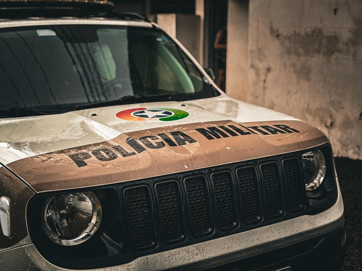 Mulher é detida após ameaçar moradora e resistir à PM em São José do Cedro