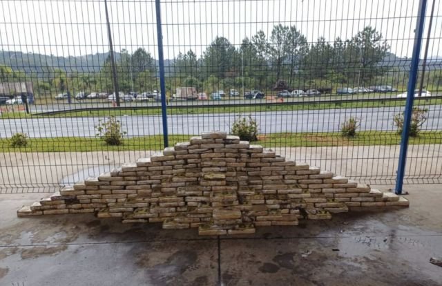 PF apreende mais de 500 kg de cocaína em operação em Itajaí, SC
