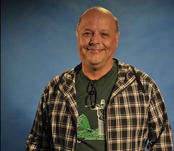 Morre Roney Facchini, ator de Cheias de Charme e Malhação, aos 73 anos