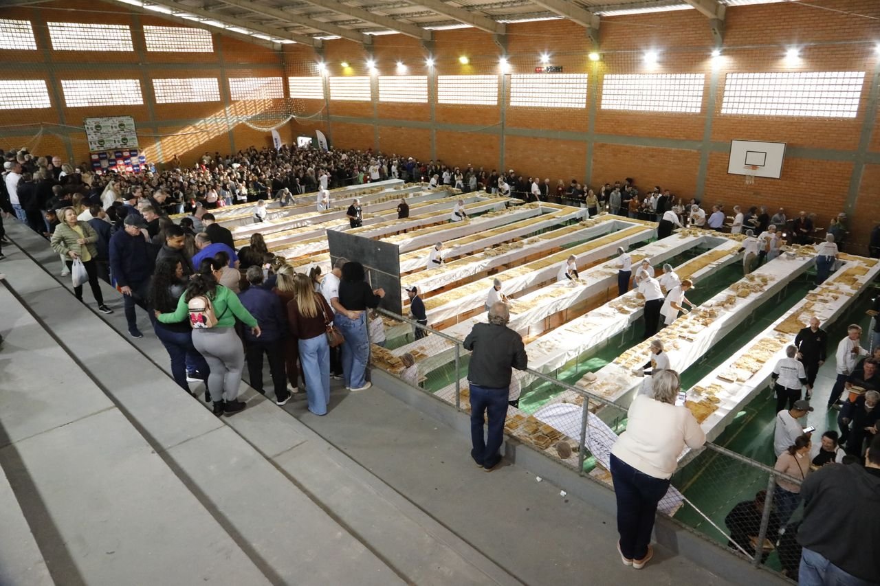 Blumenau conquista título de maior cuca do Brasil pela sétima vez