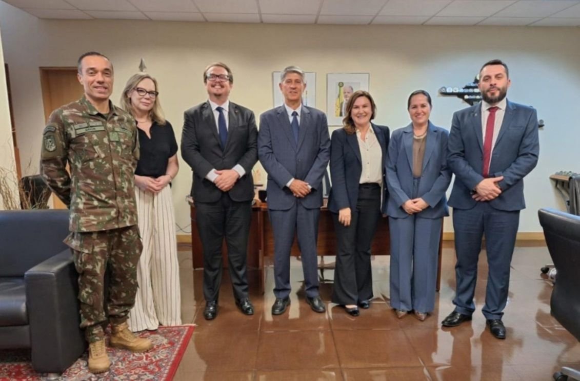 Itajaí propõe criação de polo da indústria de defesa e segurança