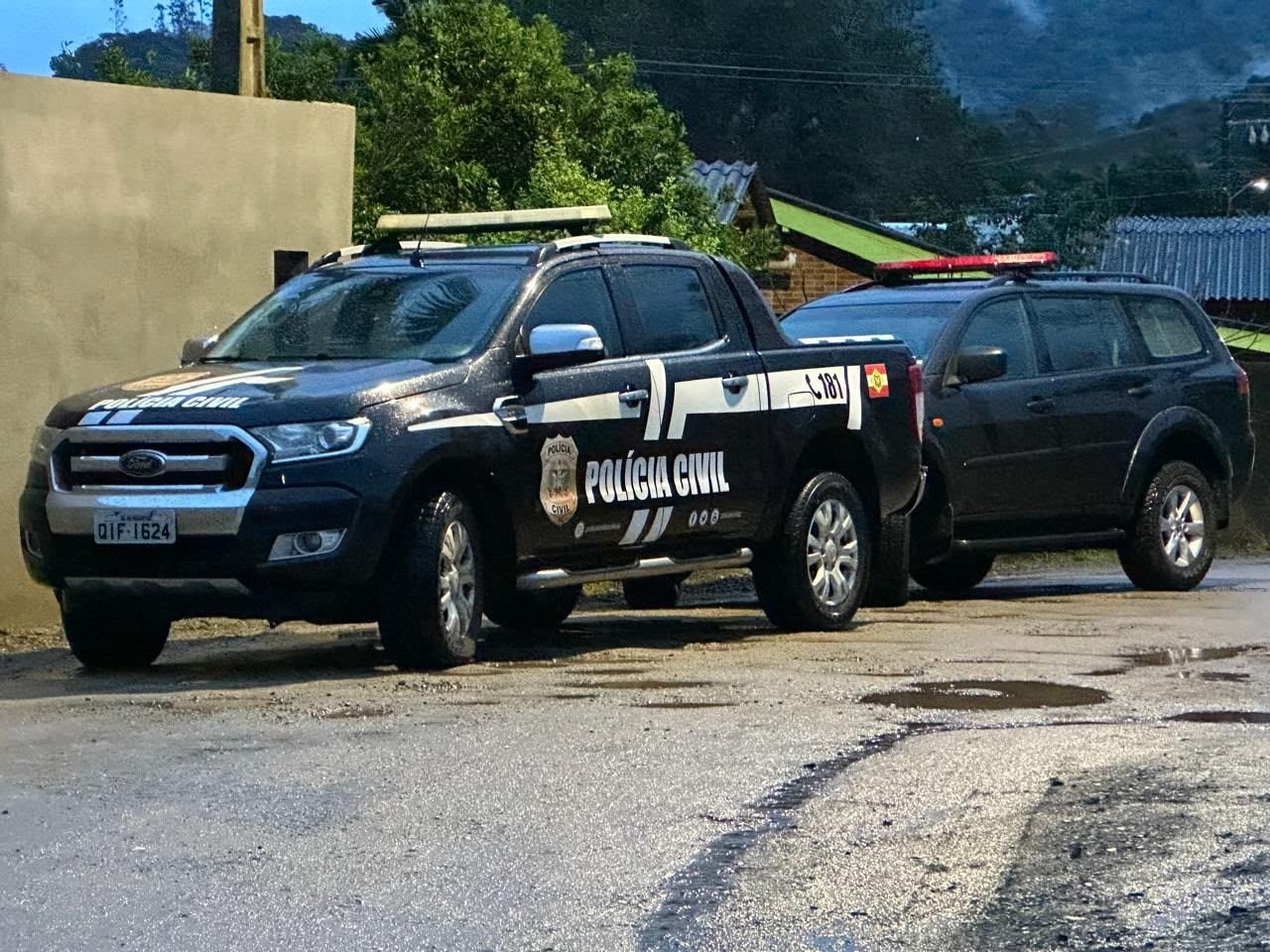 Polícia Civil prende mulher por exploração sexual em Navegantes