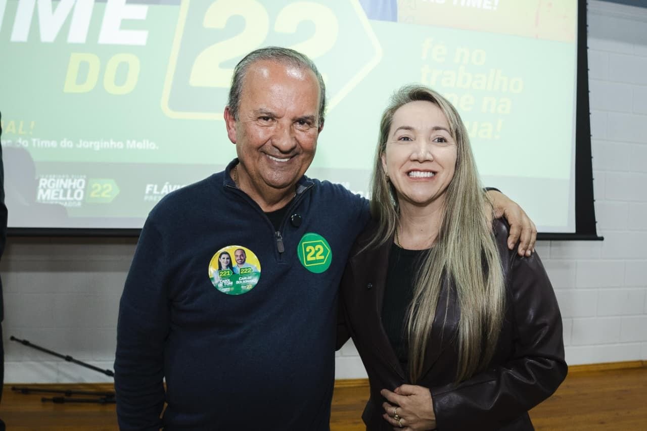 Prefeita Valquíria Schwarz apoia reeleição de Jorginho Mello em encontro no Alto Vale
